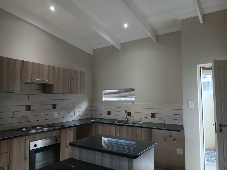 To Let 3 Bedroom Property for Rent in Waterval East North West